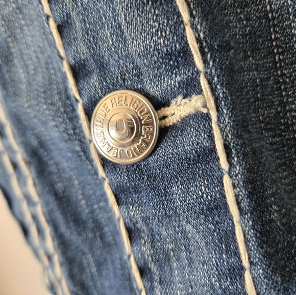 TRUE RELIGION " Emily" Dark Wash Blue Denim Jacket. Size Small - Picture 4 of 15